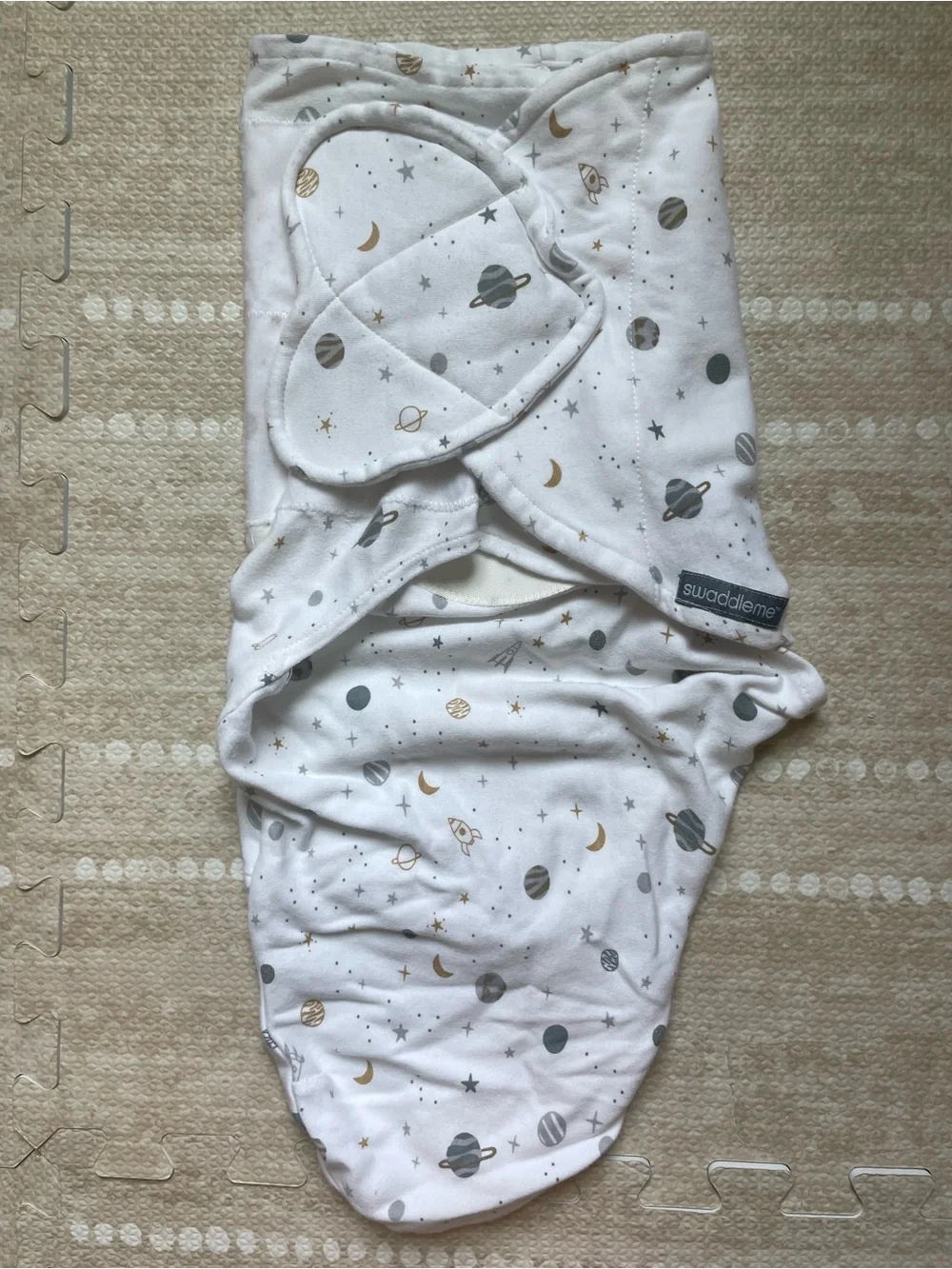 SwaddleMe White Swaddle with Gray and Gold Space Dots